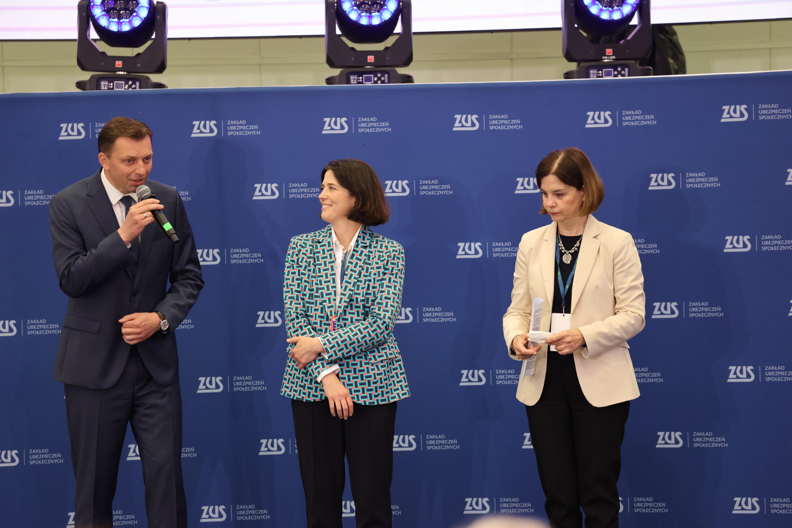 Równi w domu - równi w pracy 2025